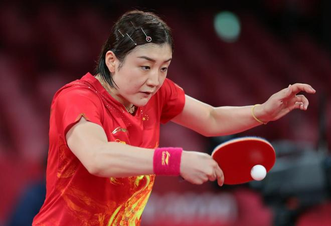 而这个秋冬 而这个秋冬