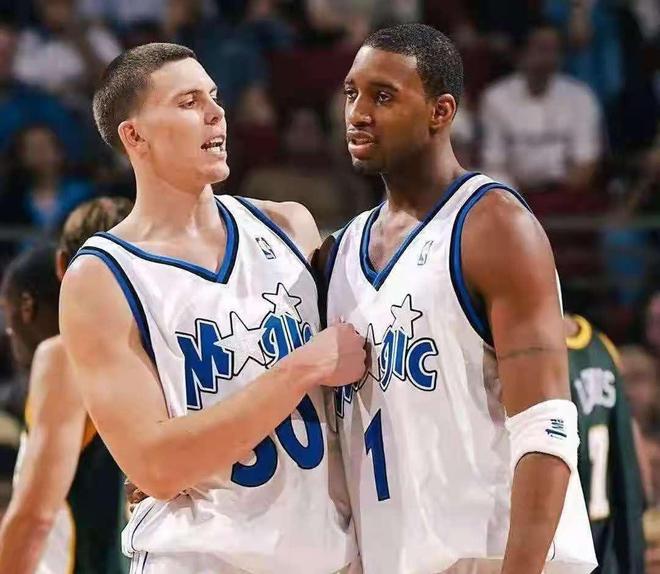 句话更接近 句话更接近